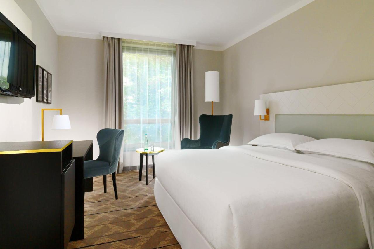 Sheraton Offenbach Hotel Exterior photo
