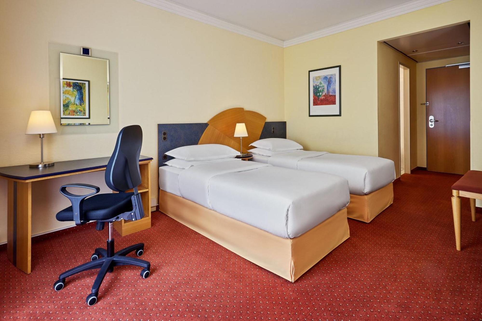 Sheraton Offenbach Hotel Exterior photo